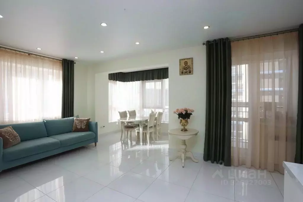 2-к кв. Иркутская область, Иркутск ул. Якоби, 10 (55.3 м) - Фото 1