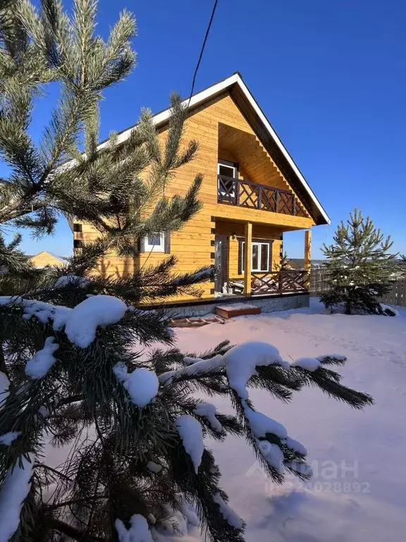 Дом в Иркутская область, Иркутский муниципальный округ, д. Карлук ул. ... - Фото 1
