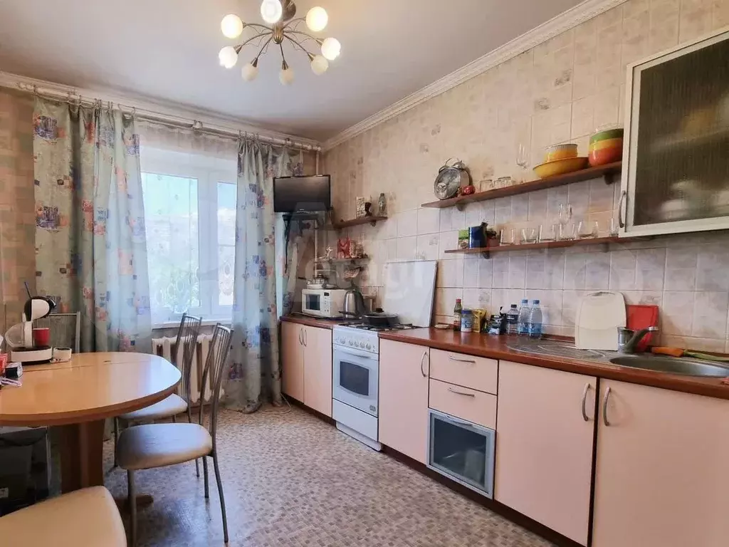 3-к. квартира, 63,6 м, 2/9 эт. - Фото 1
