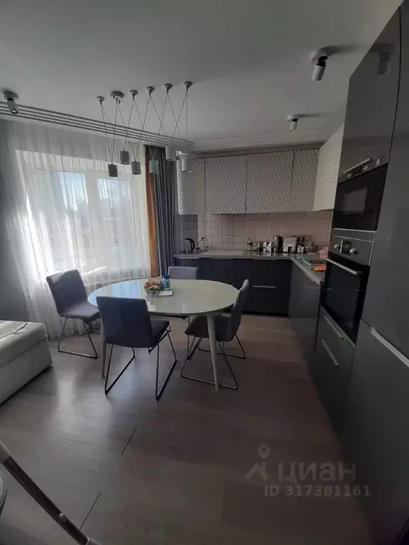 2-к кв. Самарская область, Самара ул. Николая Панова, 50 (67.1 м) - Фото 0