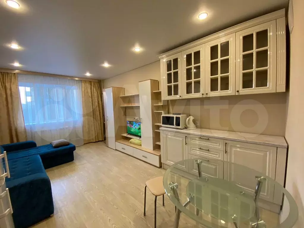 Комната 17,5 м в 6-к., 4/9 эт. - Фото 0