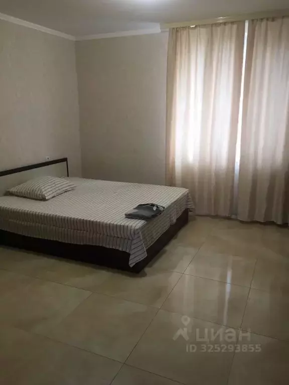 2-к кв. Крым, Симферополь просп. Победы, 400 (50.0 м) - Фото 1