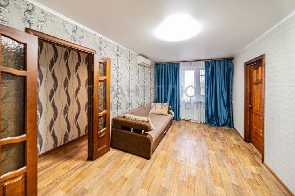 2-к кв. Липецкая область, Липецк Осенний проезд, 6 (44.4 м) - Фото 1