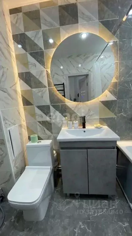 1-к кв. Ямало-Ненецкий АО, Новый Уренгой Сибирская ул., 31А (37.5 м) - Фото 1