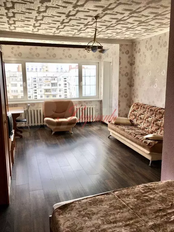 1-к. квартира, 42 м, 5/5 эт. - Фото 1