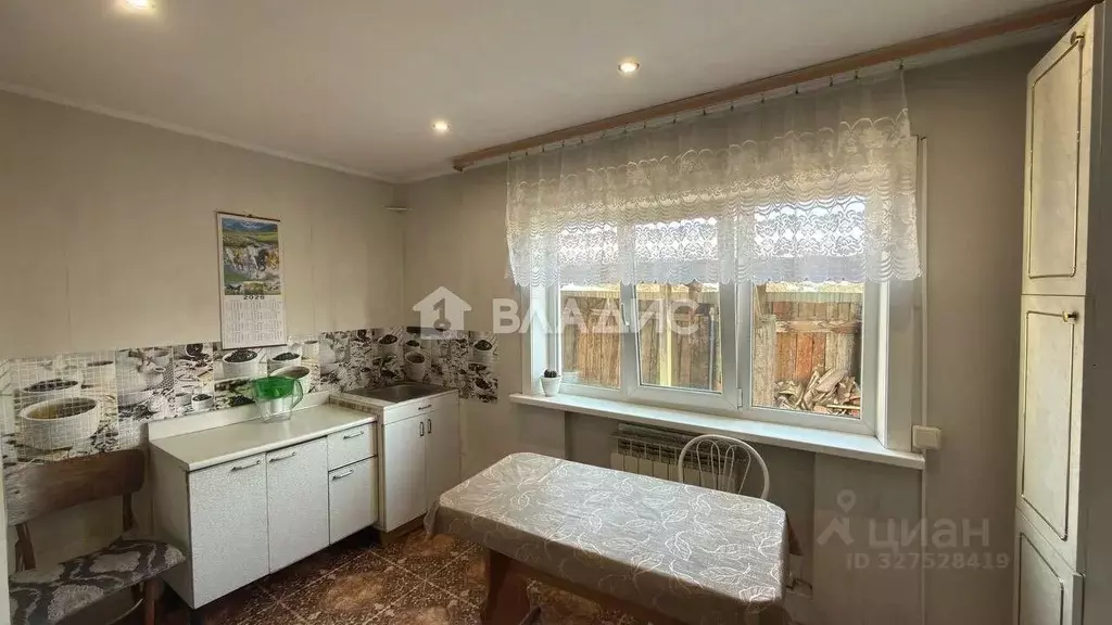 Дом в Бурятия, Улан-Удэ ул. Марактинская (120 м) - Фото 1