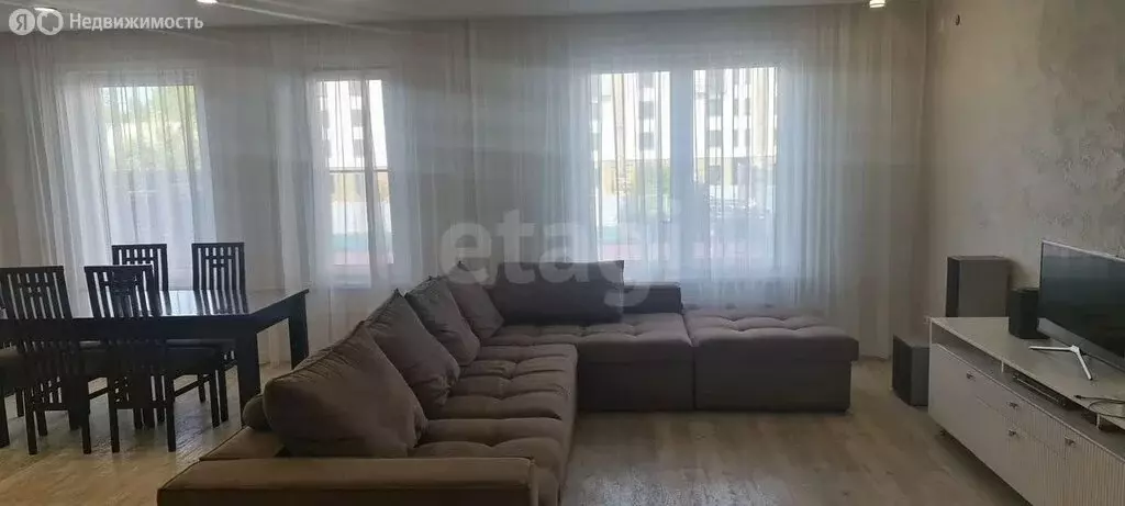 3-комнатная квартира: Иркутск, улица Красных Мадьяр, 29 (100 м) - Фото 2