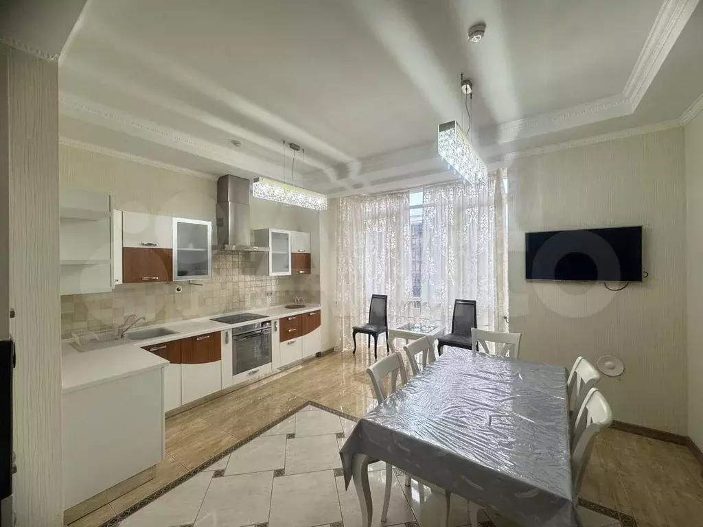 3-к. квартира, 140 м, 5/9 эт. - Фото 0