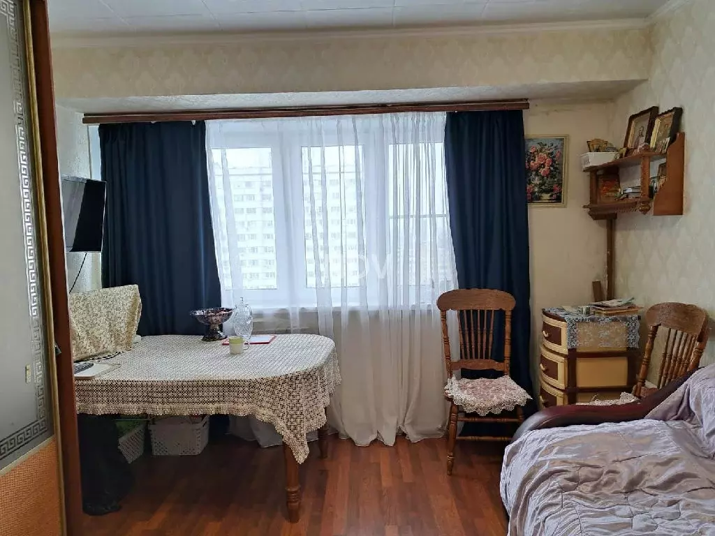 Продается комната в 4-комнатной квартире - Фото 1