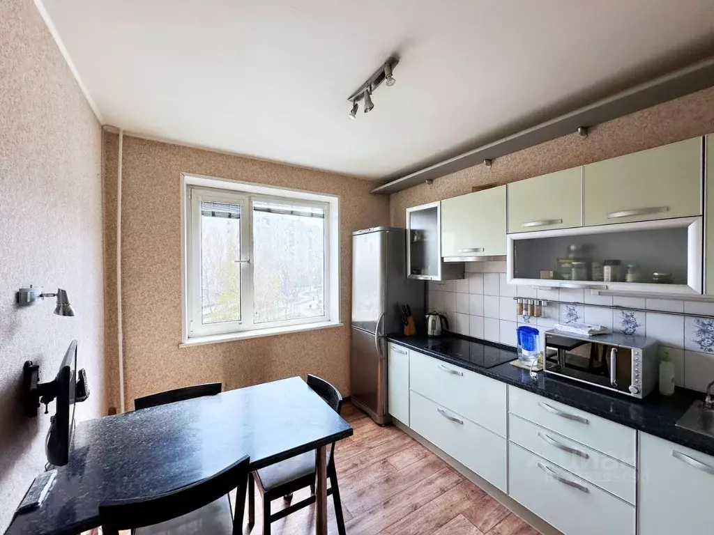 2-к кв. Москва Пятницкое ш., 45 (53.9 м) - Фото 1