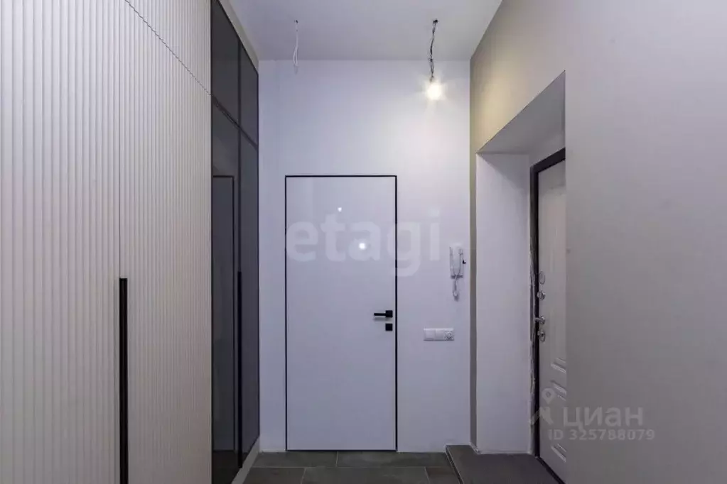 1-к кв. Тюменская область, Тюмень ул. Пржевальского, 35к5 (70.9 м) - Фото 0