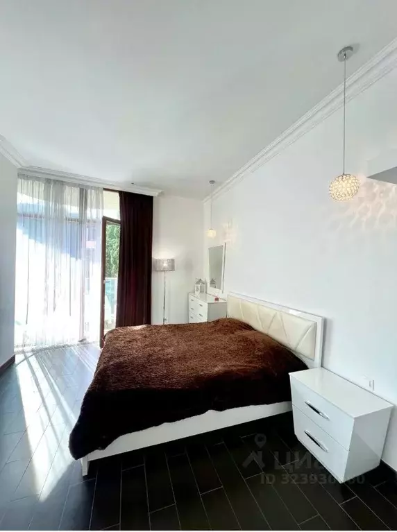 Студия Крым, Ялта Приморский парк имени Гагарина кв-л, 1 (50.0 м) - Фото 2