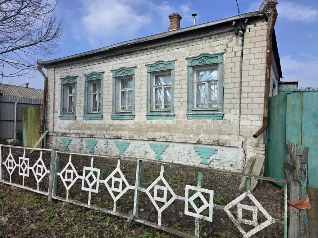 Дом в Белгородская область, Валуйский муниципальный округ, с. ... - Фото 1