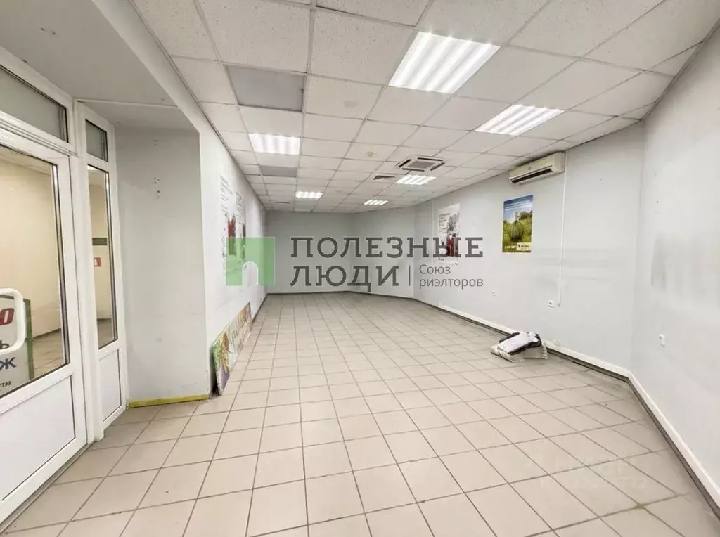 Торговая площадь в Астраханская область, Астрахань ул. Софьи ... - Фото 1