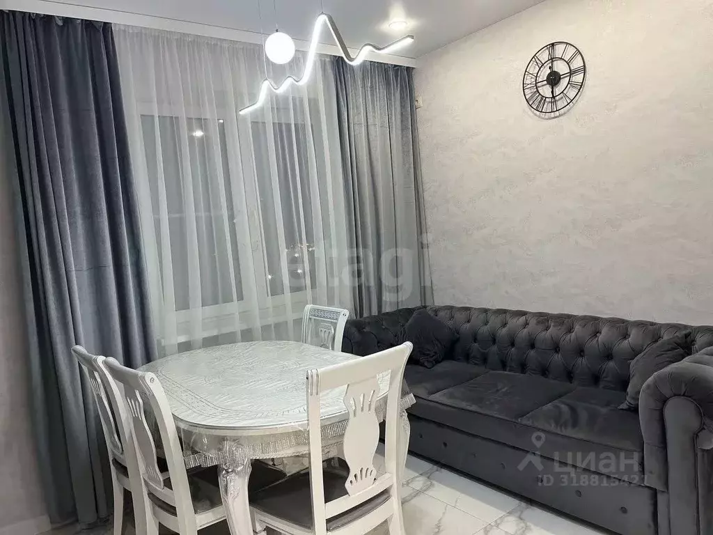 2-к кв. Тульская область, Тула Новомосковская ул., 10Б (67.0 м) - Фото 0