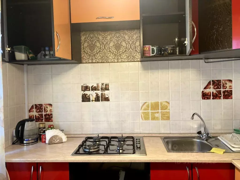 2-к кв. Татарстан, Казань ул. Декабристов, 184А (47.2 м) - Фото 1