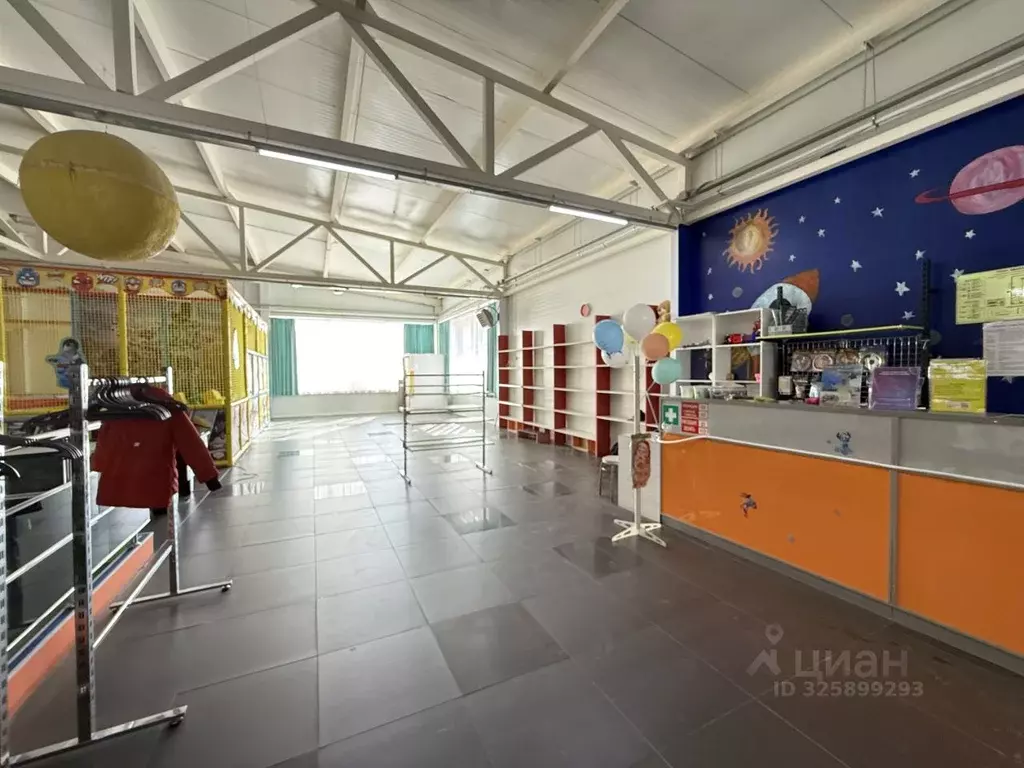 Торговая площадь в Волгоградская область, Волгоград ул. 50 лет ... - Фото 1