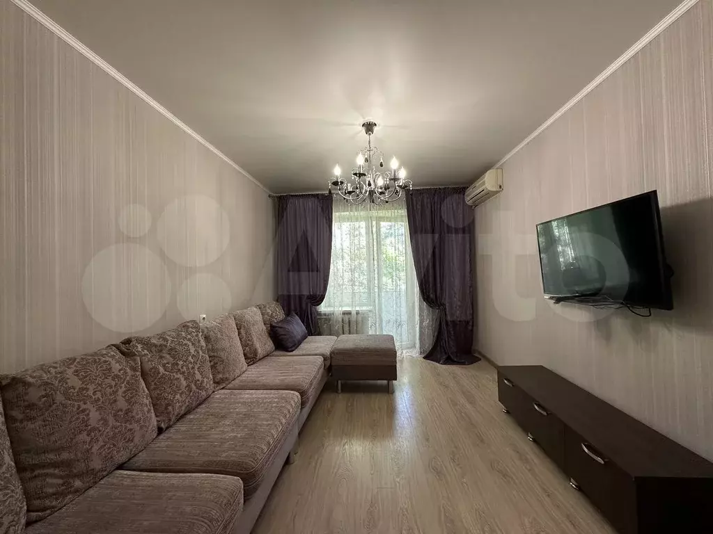 3-к. квартира, 55,4 м, 4/4 эт. - Фото 0