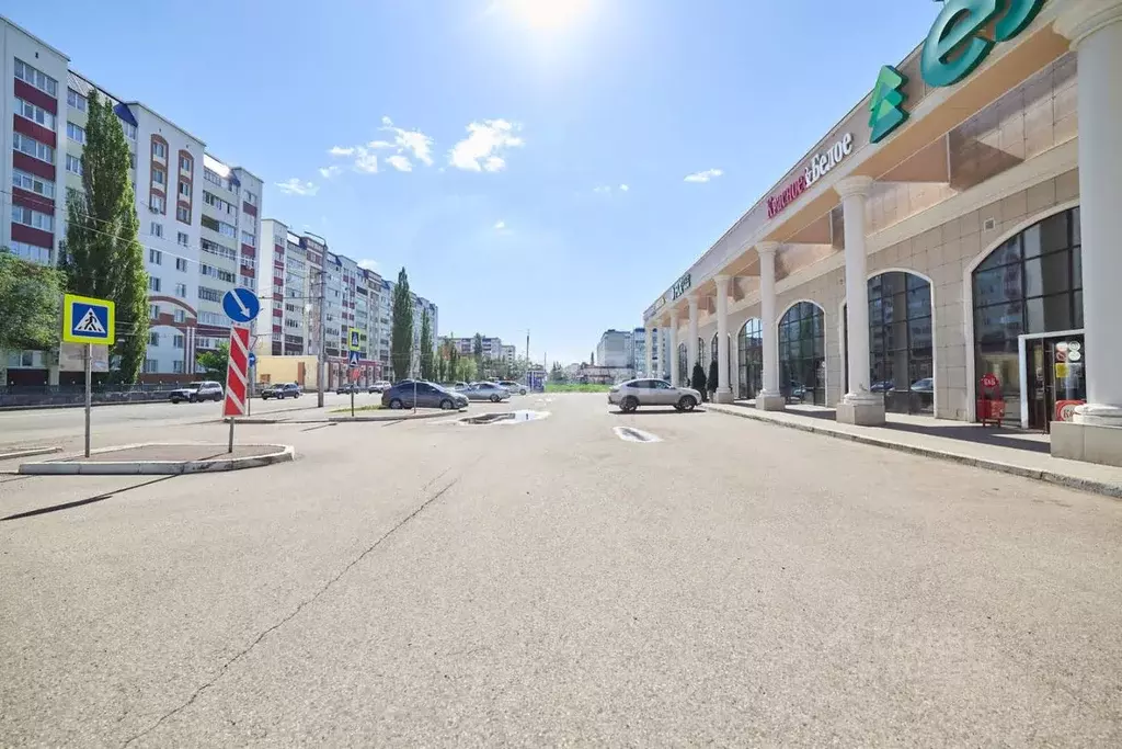 Торговая площадь в Башкортостан, Стерлитамак ул. Худайбердина, 65 ... - Фото 1