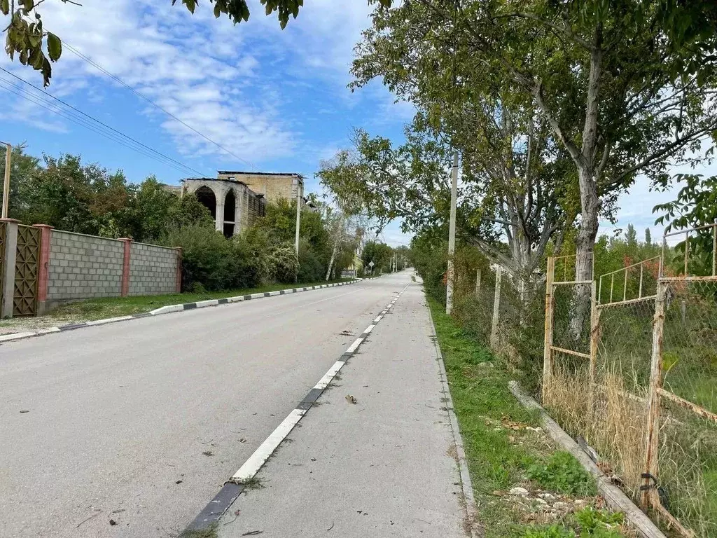 Участок в Крым, Кировский район, Старый Крым городское поселение ул. ... - Фото 1