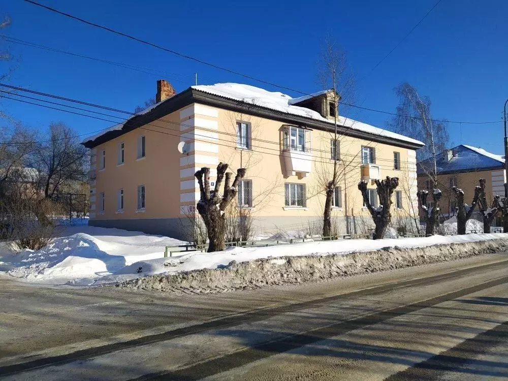 2-к кв. Свердловская область, Серов ул. Ферросплавщиков, 8 (67.0 м) - Фото 0