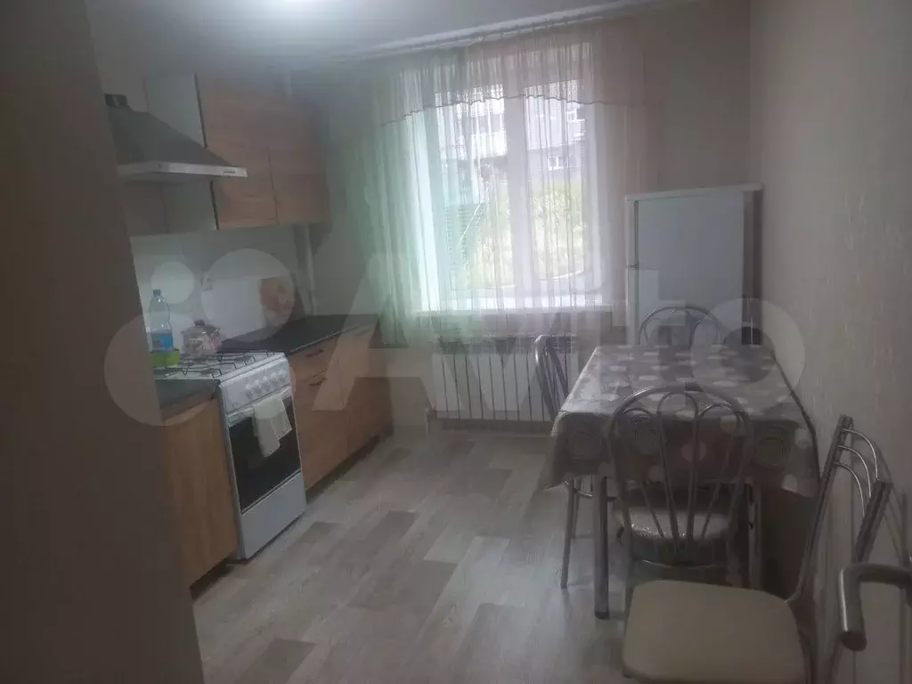 1-к. квартира, 38 м, 1/10 эт. - Фото 0