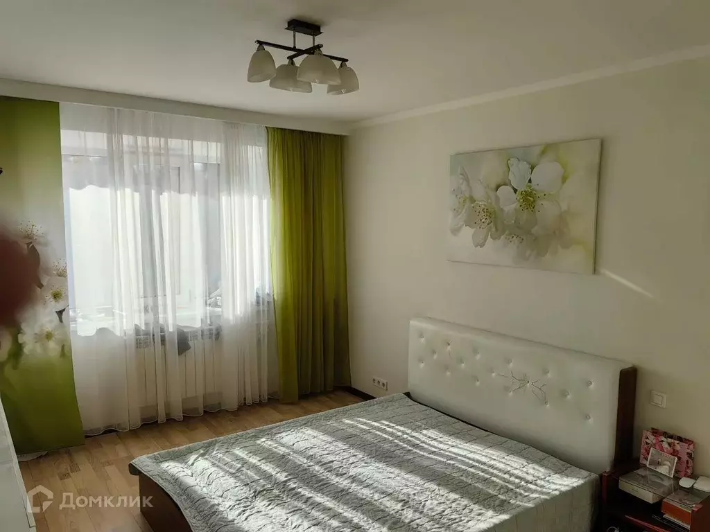 Продаётся 4-к квартира, 100.8 м - Фото 0