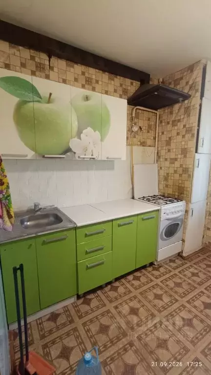 2-к кв. Белгородская область, Белгород ул. Есенина, 16 (58.0 м) - Фото 1