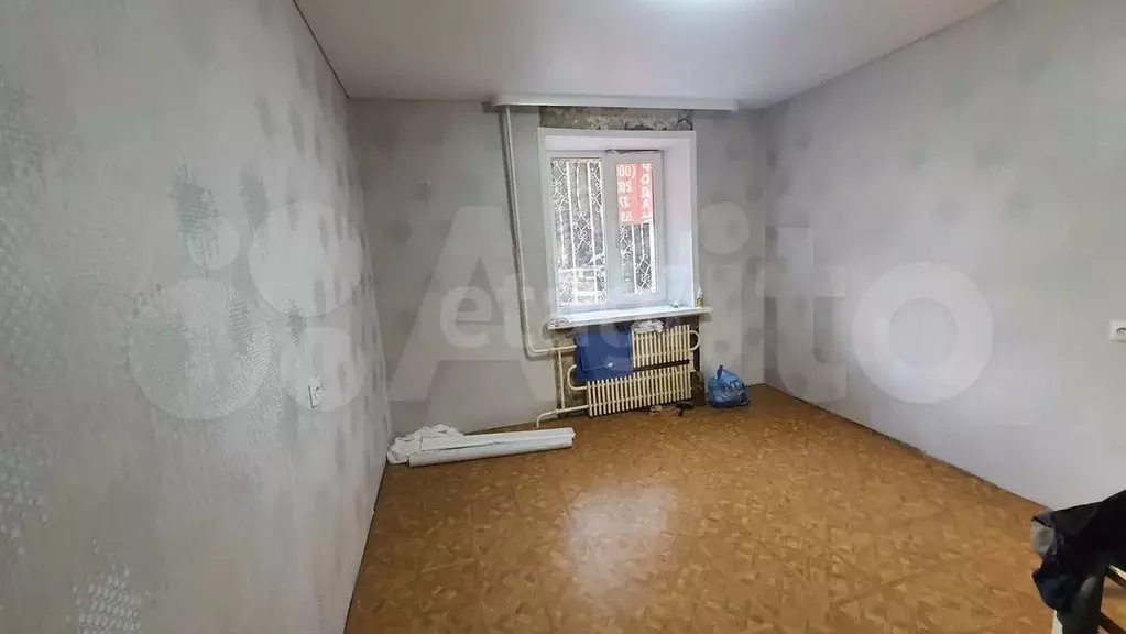 Комната 11 м в 1-к., 1/9 эт. - Фото 1