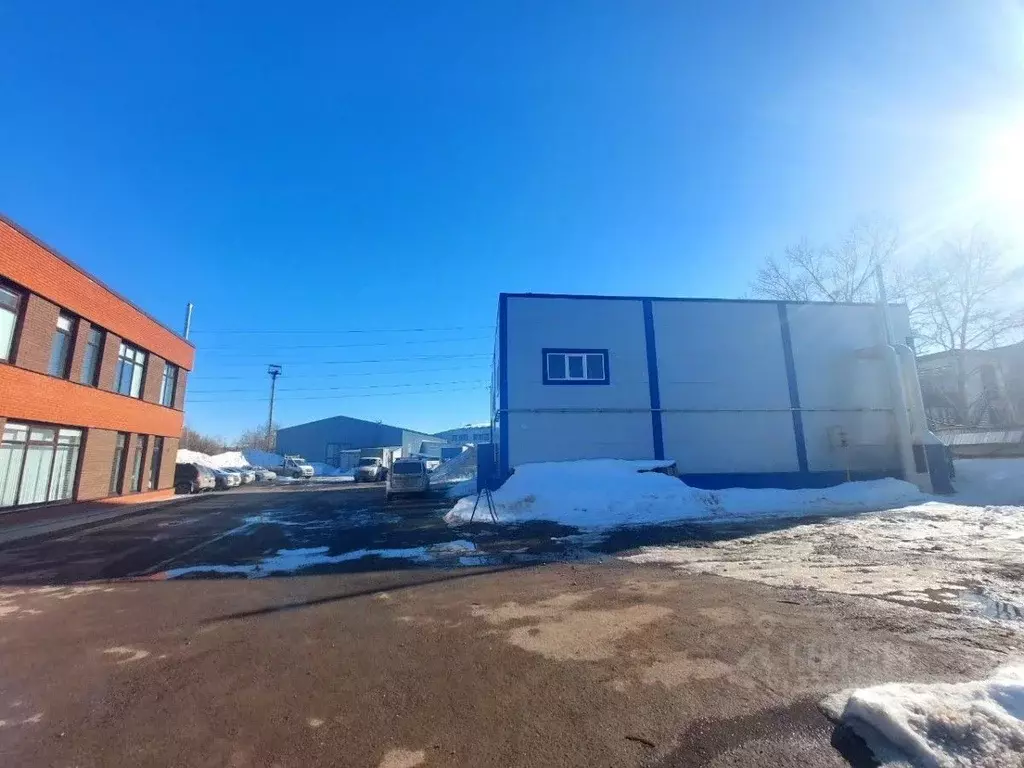 Производственное помещение в Удмуртия, Ижевск Салютовская ул., 13 (294 ... - Фото 2