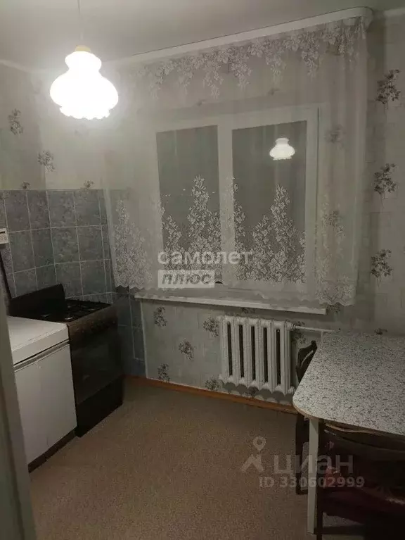 2-к кв. Омская область, Омск ул. Дианова, 8 (51.8 м) - Фото 1