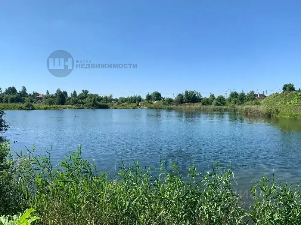 Участок в Ленинградская область, Гатчинский район, Гатчина Вилладж-2 ... - Фото 1