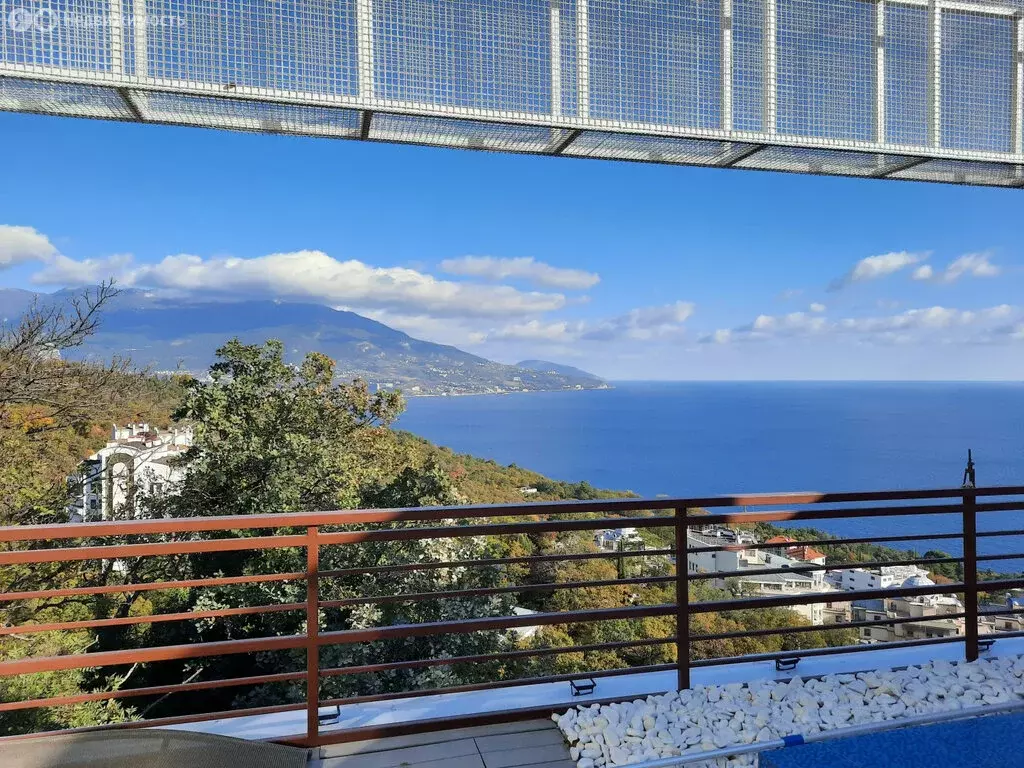 Дом в Республика Крым, муниципальный округ Ялта, посёлок городского ... - Фото 1