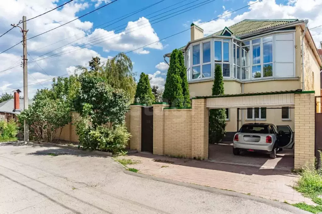 Дом в Ростовская область, Ростов-на-Дону Старобельский пер. (295 м) - Фото 1