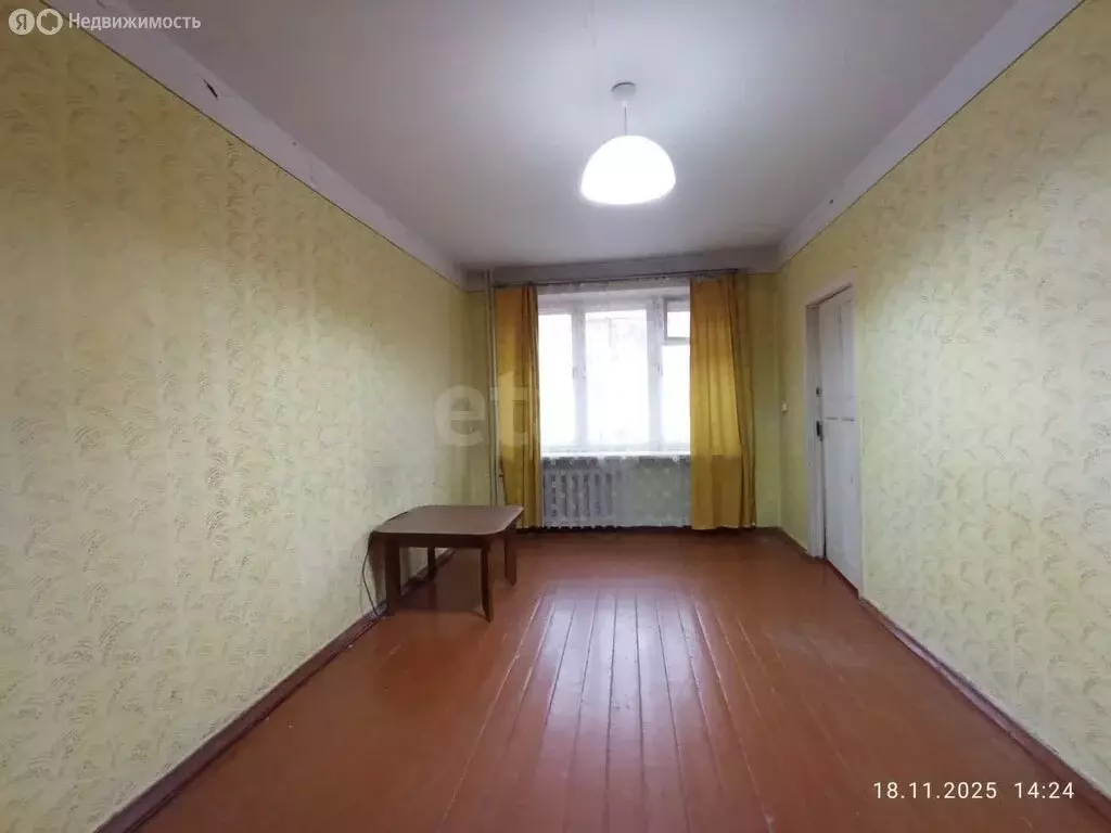 2-комнатная квартира: Нижний Тагил, улица Пархоменко, 110 (42.3 м) - Фото 1