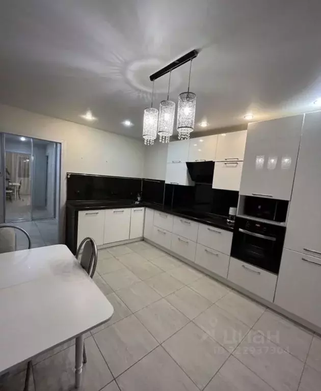 3-к кв. Ульяновская область, Ульяновск ул. Карбышева, 42 (69.0 м) - Фото 1