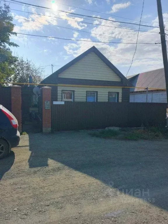 Дом в Оренбургская область, Орск пос. Казачий, ул. Доватора, 8 (69 м) - Фото 1