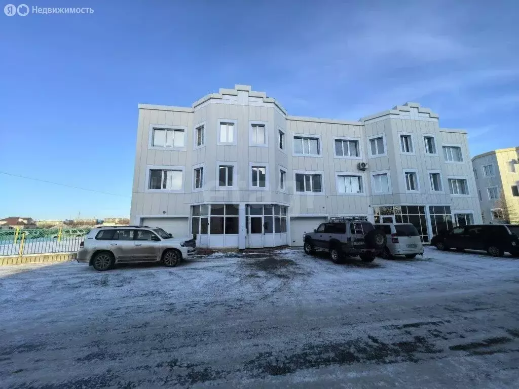 Дом в Петропавловск-Камчатский, улица Топоркова (277.9 м) - Фото 1