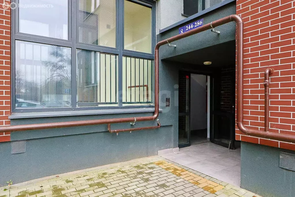 2-комнатная квартира: Калининград, Советский проспект, 238А (65 м) - Фото 2