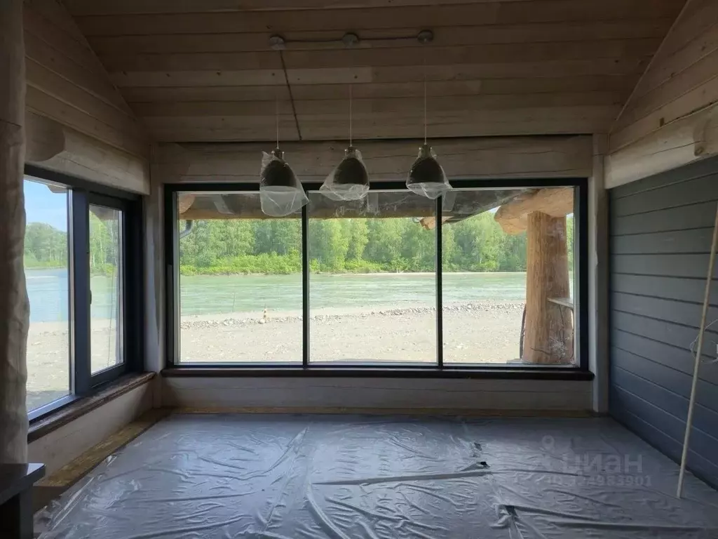 Коттедж в Алтайский край, Алтайский район, Айский сельсовет, с. Ая ул. ... - Фото 1