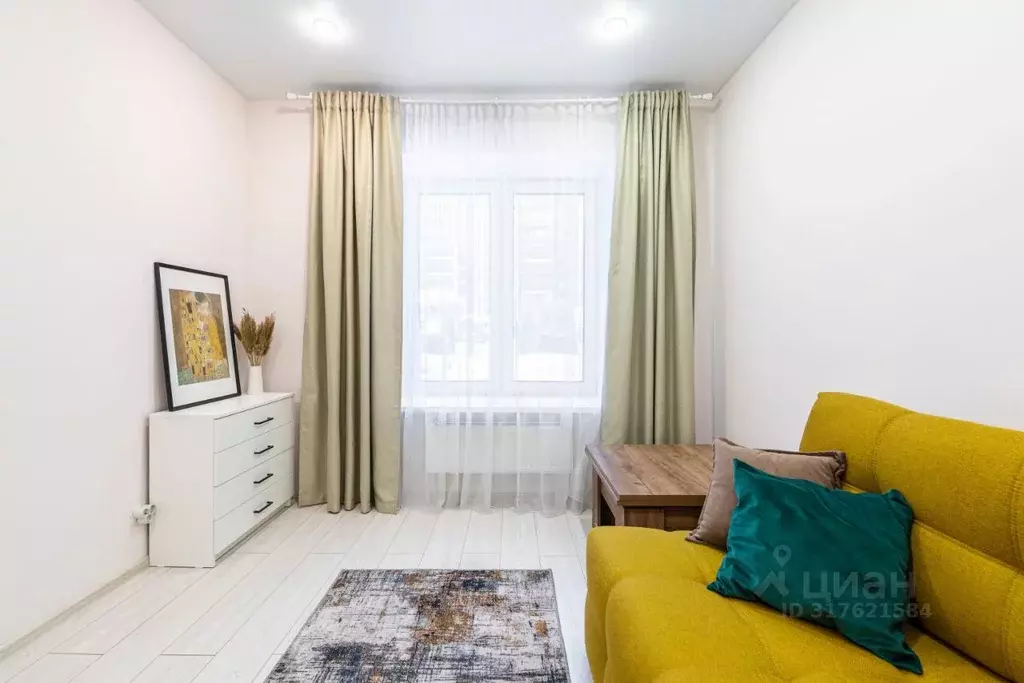 3-к кв. Татарстан, Казань ул. Разведчика Ахмерова, 7 (70.0 м) - Фото 0