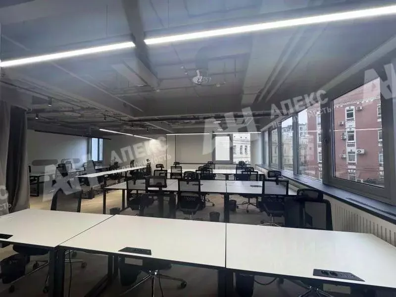 Офис в Москва Новослободская ул., 16 (196 м) - Фото 2