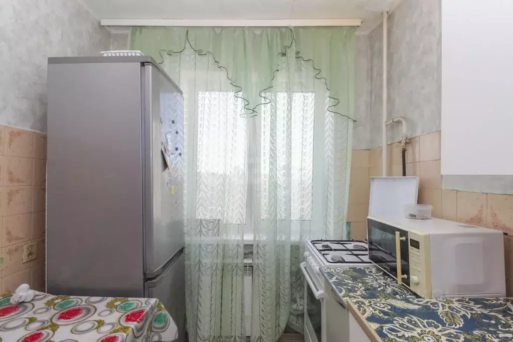1-к кв. Омская область, Омск ул. Дмитриева, 4к2 (30.0 м) - Фото 0