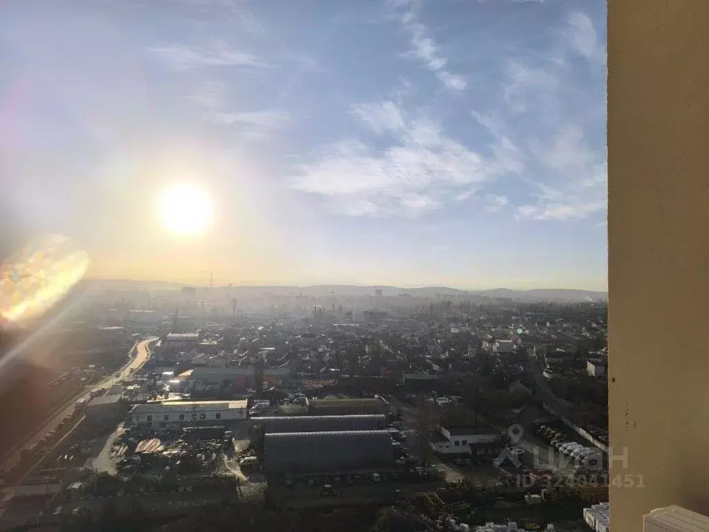 2-к кв. Крым, Симферополь пер. Мраморный, 36 (50.0 м) - Фото 2