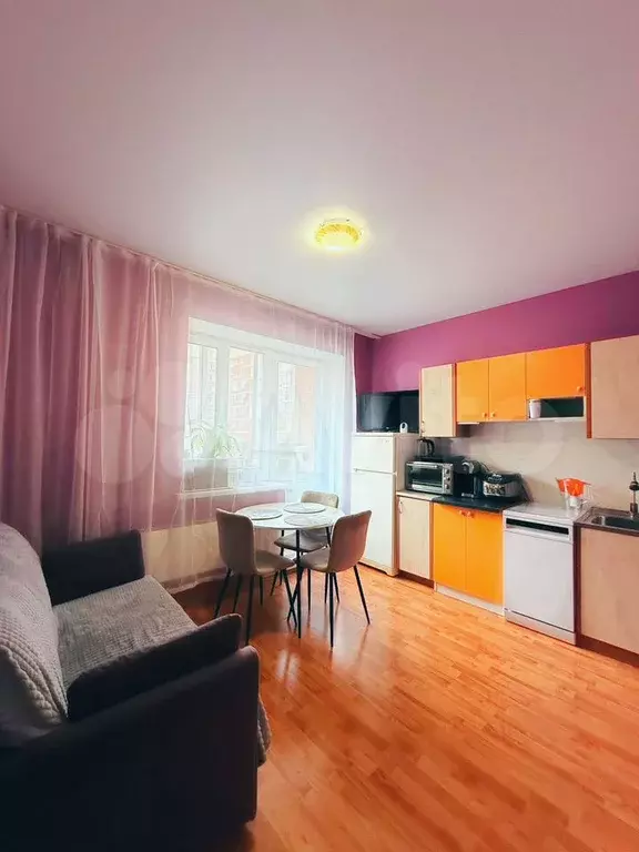 1-к. квартира, 42 м, 11/19 эт. - Фото 0