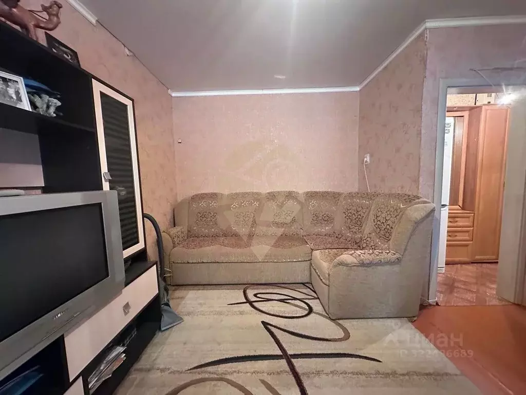 2-к кв. Белгородская область, Губкин Народная ул., 12 (41.5 м) - Фото 1