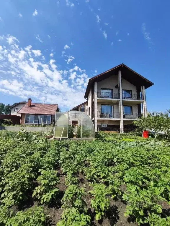 Дом в Красноярский край, Сосновоборский муниципальный округ, д. ... - Фото 1