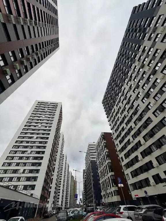 Продается 3-комнатная квартира - Фото 2