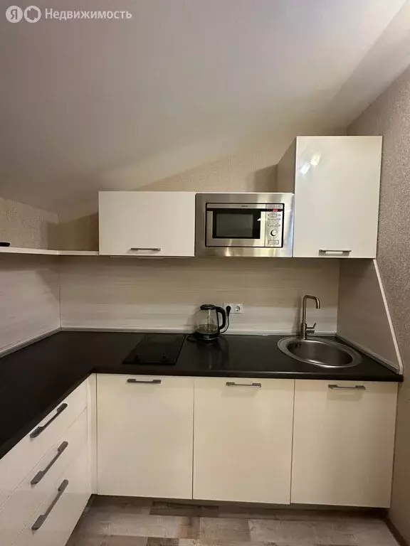 2-комнатная квартира: Киров, Ленинский район, улица Щорса, 37А (57.6 ... - Фото 2