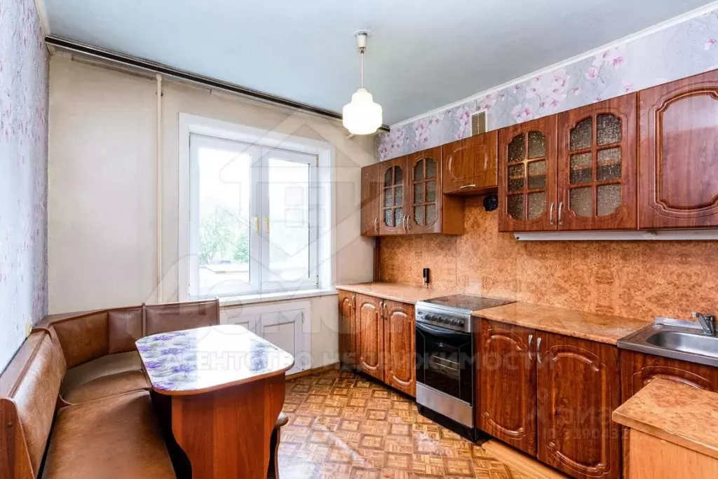 2-к кв. Кемеровская область, Новокузнецк ул. Кирова, 77 (49.3 м) - Фото 1